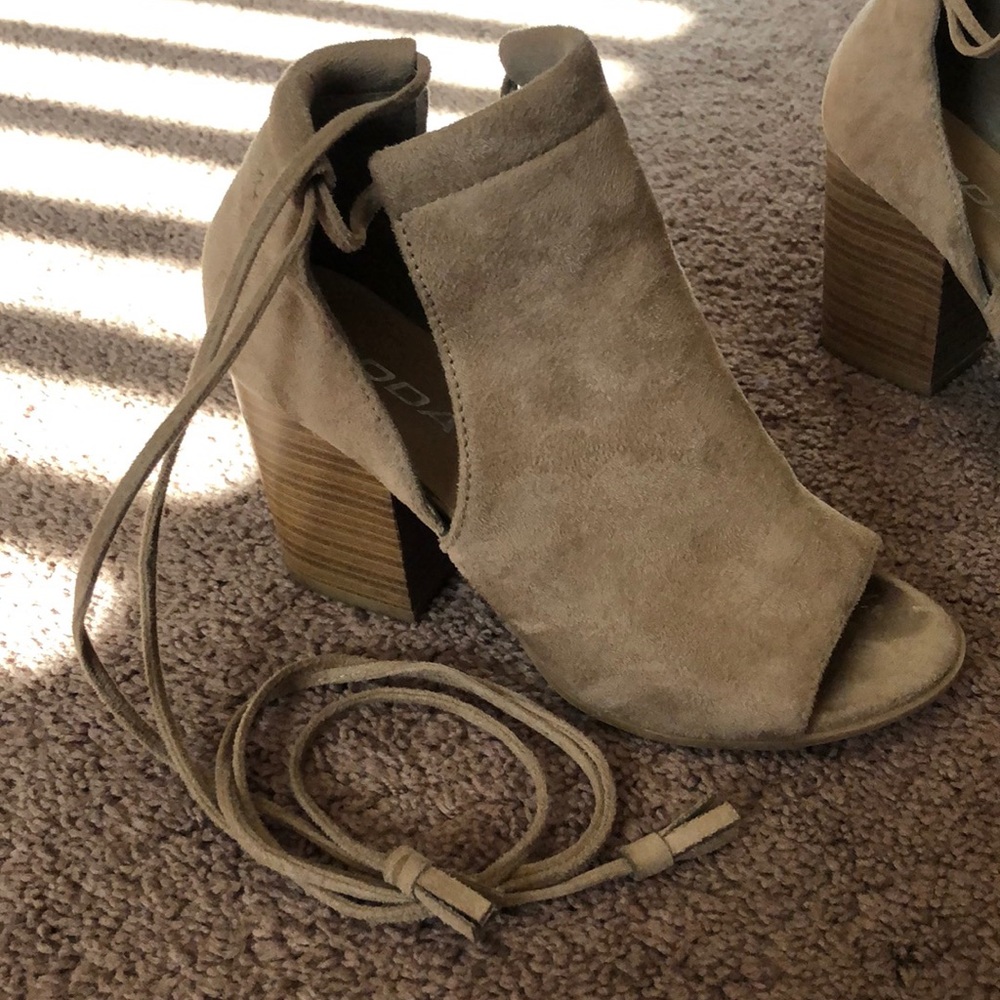 Soda booties